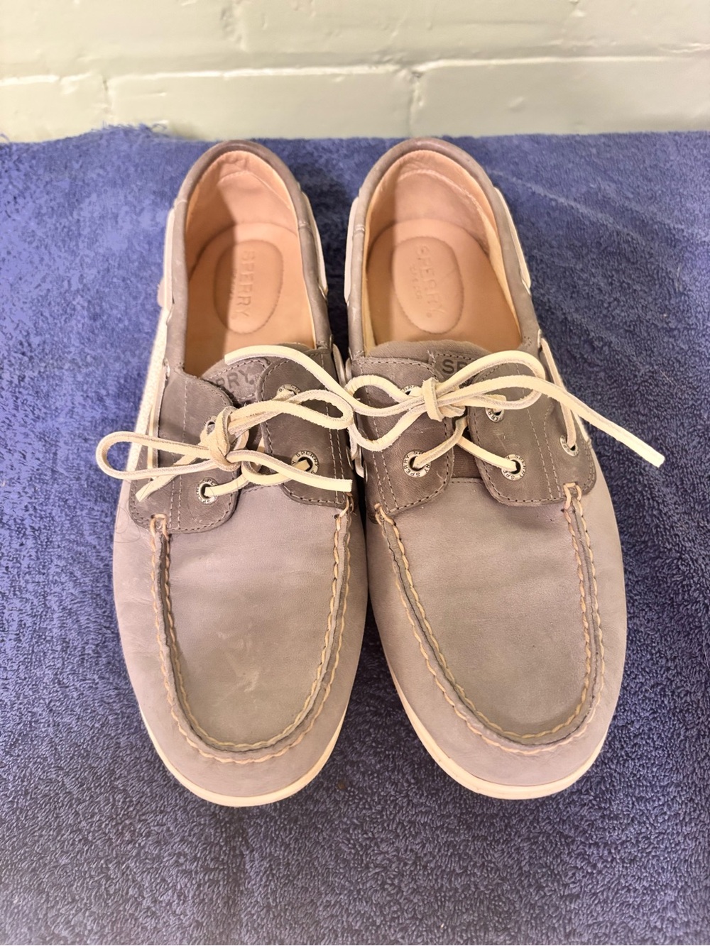 Sperry Women’s Light Taupe Leather Boat Shoes